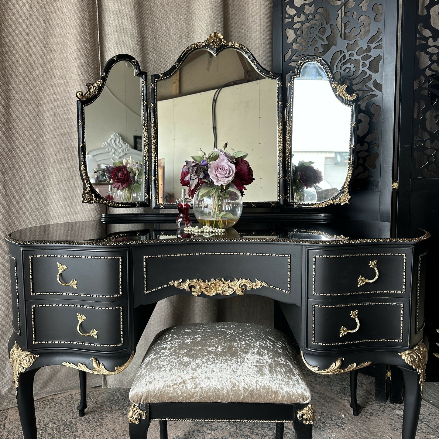 High Gloss Dressing Table Black and Gold Olympus Dressing Table