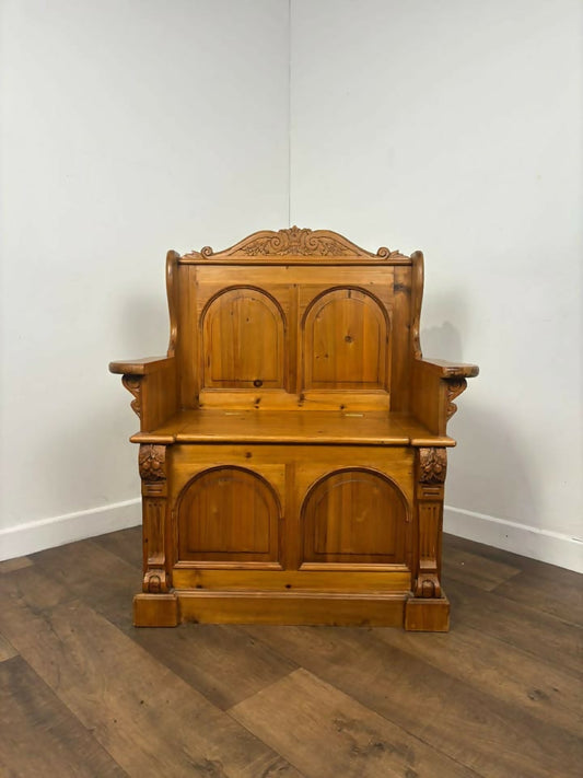 Victorian style Pine Single Seat Settle