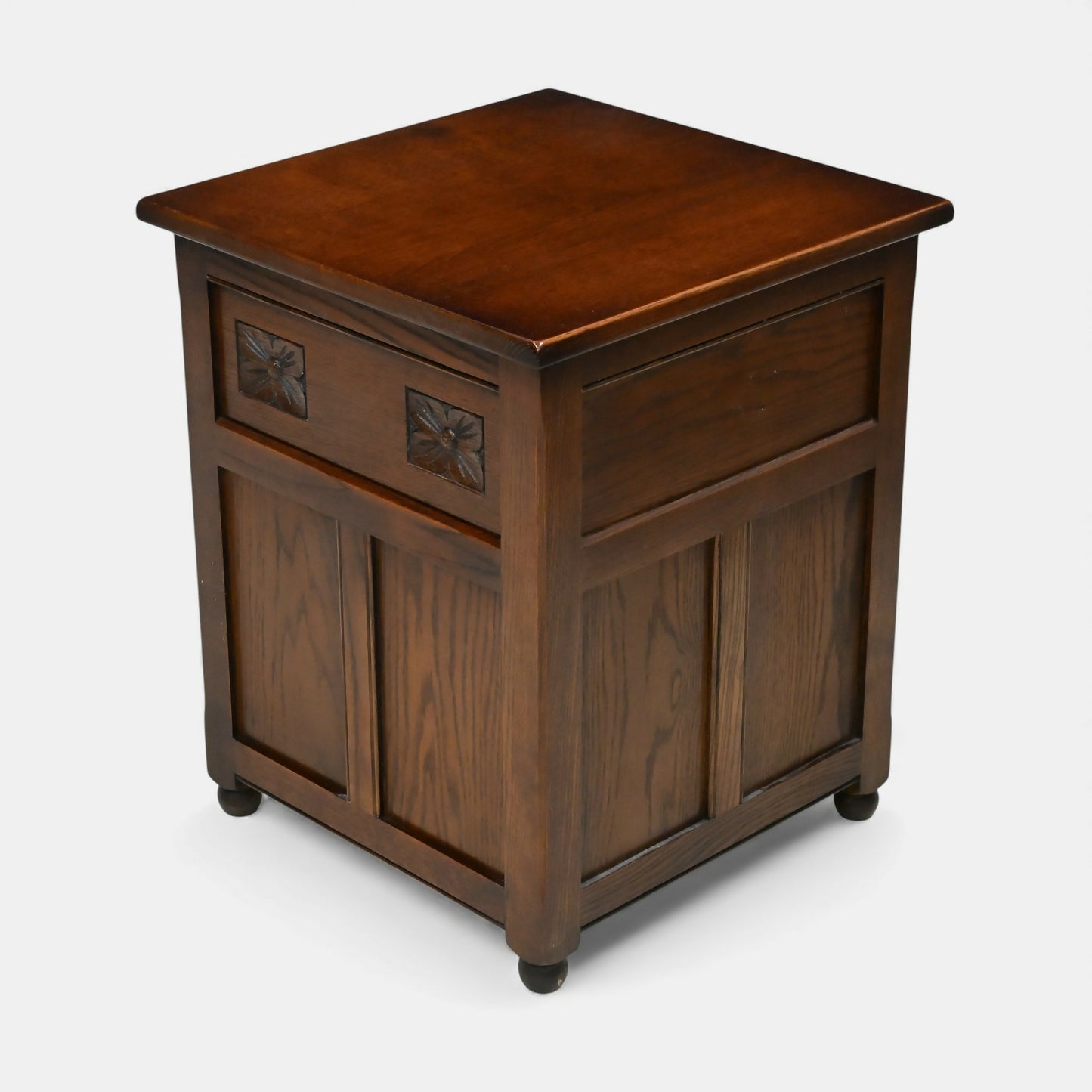 Small Chest Of Drawers Old Charm Bedside 3 Drawers Tudor Brown FREE UK Delivery*. SBR11021/0710E