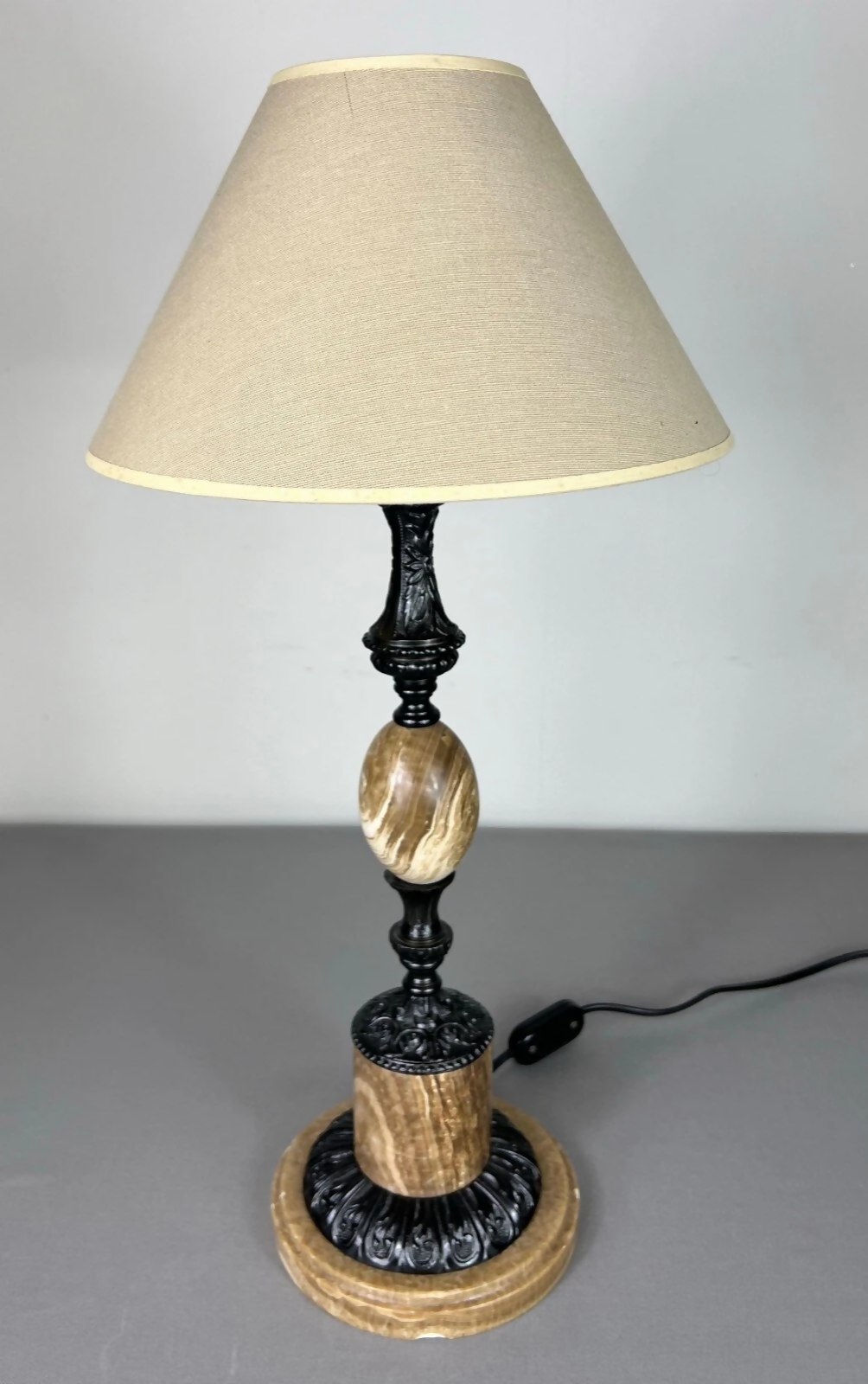 Table Lamp Vintage French Style Ceramic Brass Lamp with Shade LOT 5079
