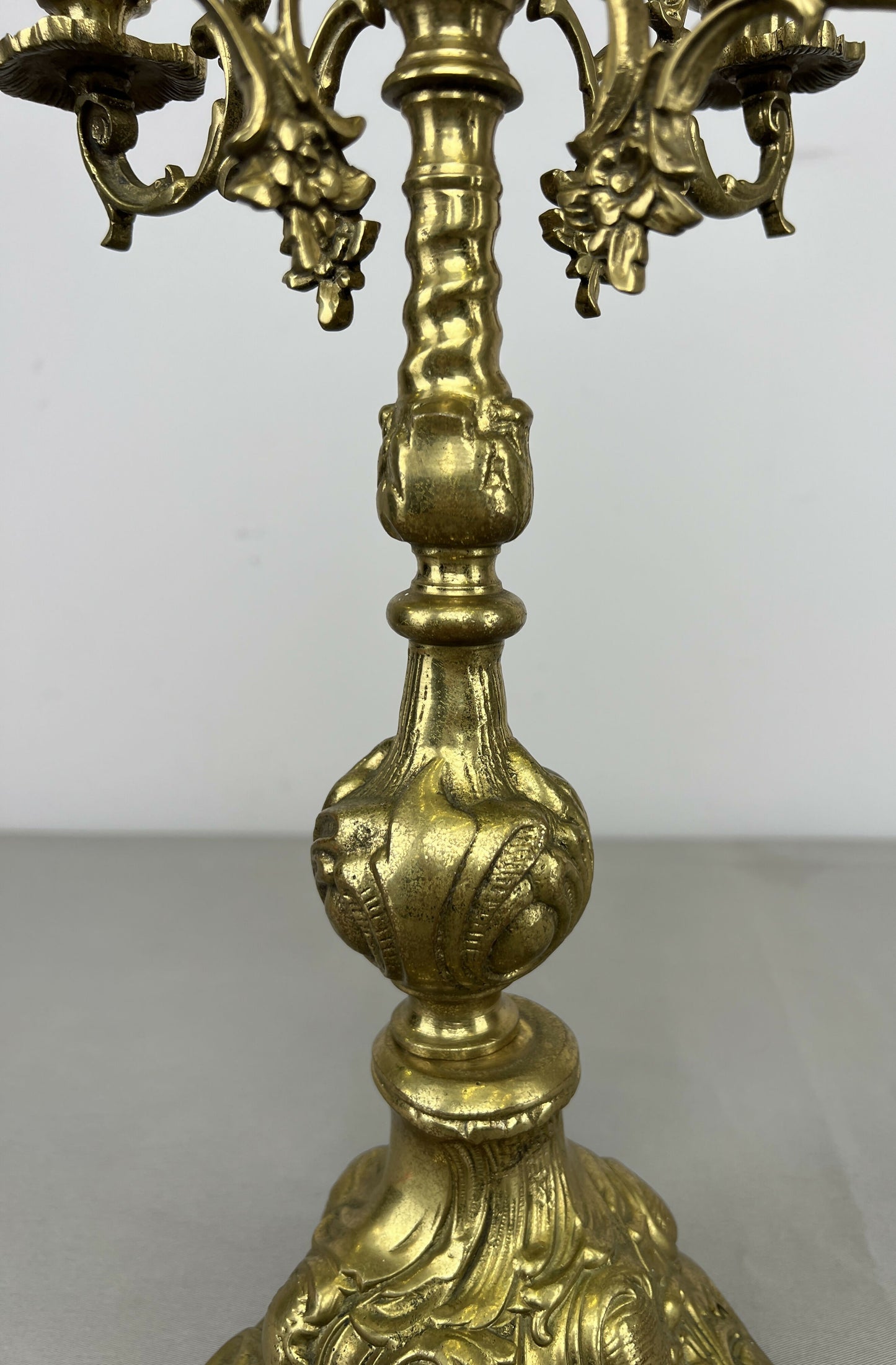 Candelabra Vintage French Style Brass Five Arm Ornate Candle Holder LOT 6423