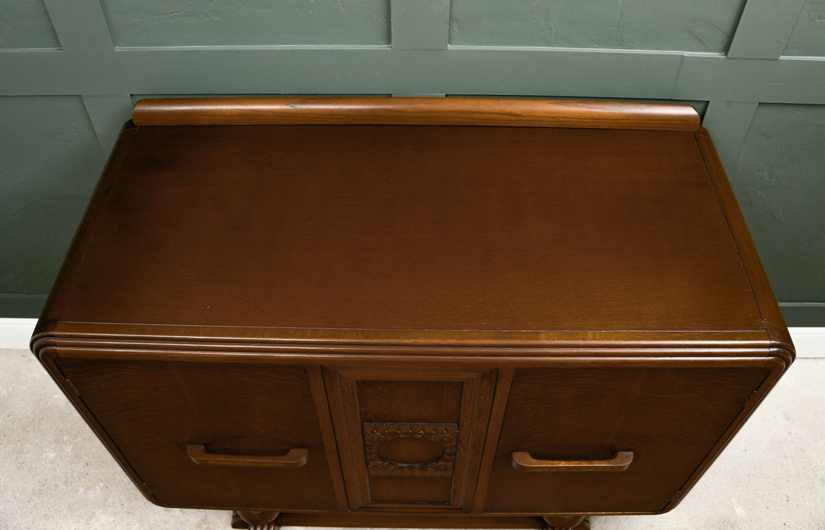 Art Deco Oak Sideboard Buffet with Drawers Inside
