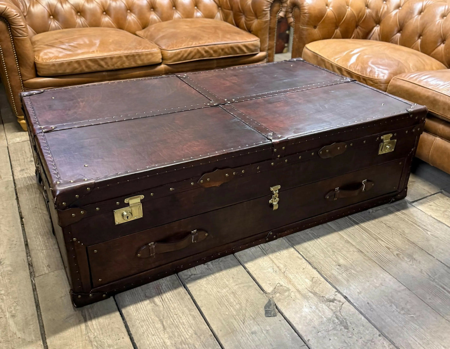 XXL Chestnut Brown Saddle Leather Reception Storage Trunk