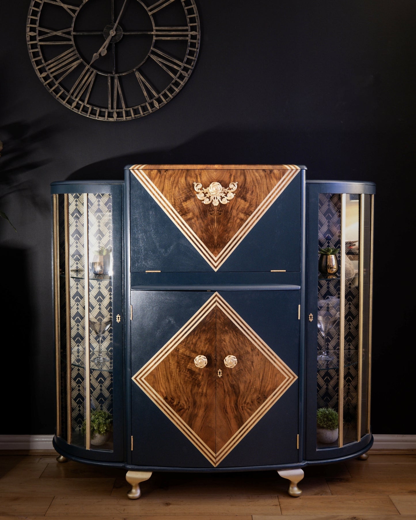 Art deco Cocktail Cabinet/ Drinks Cabinet/ Gin Cabinet