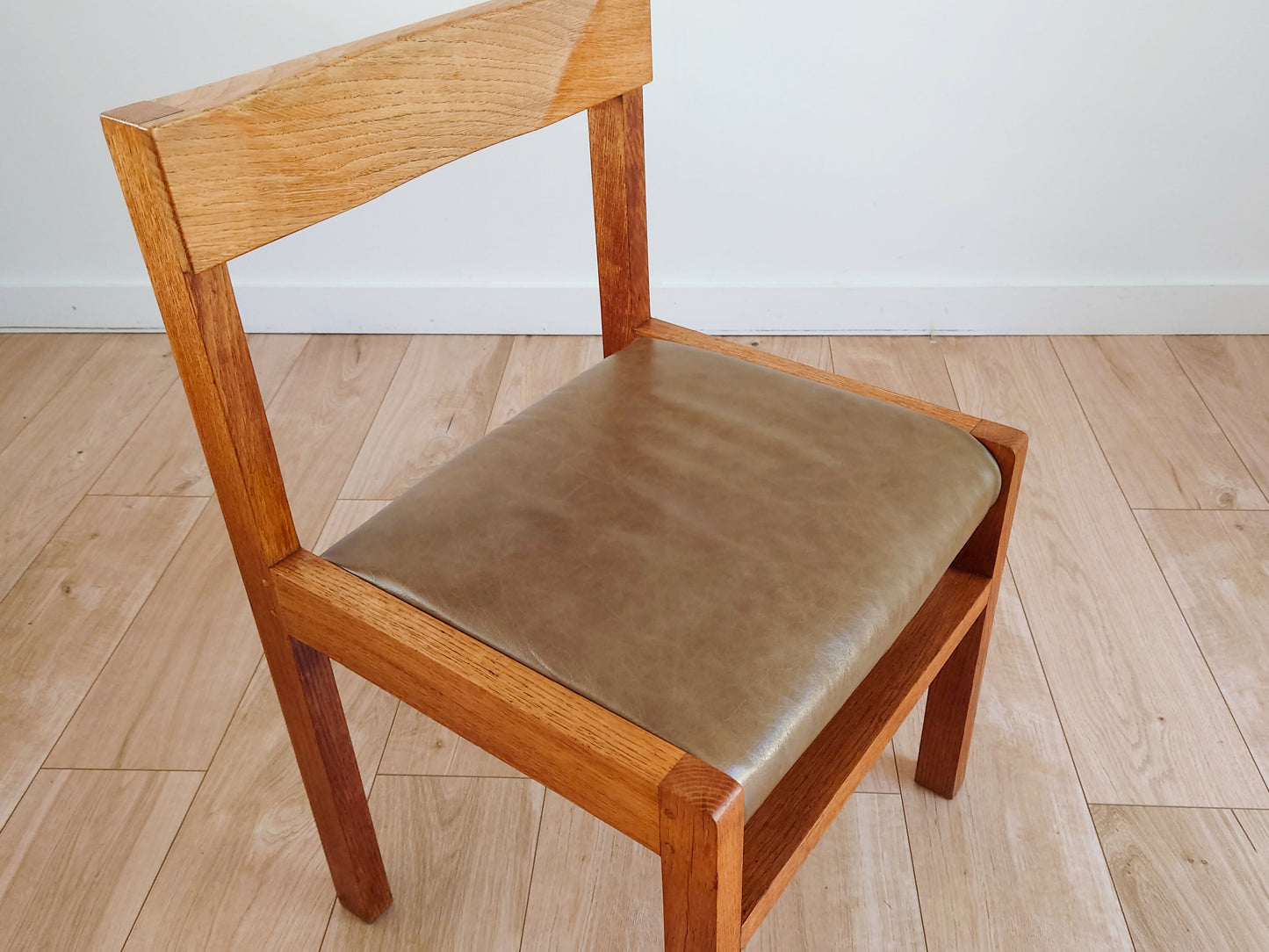 Mid century retro Habitat real leather chair