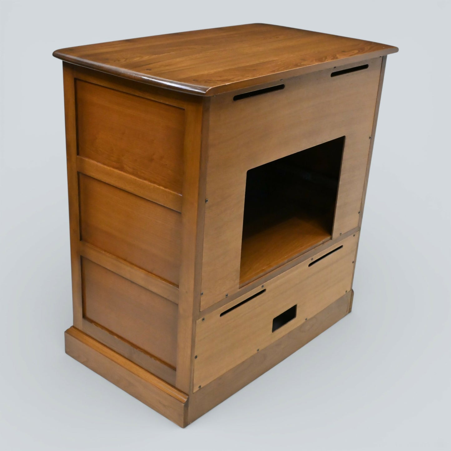 Ercol Mural TV Video Cabinet Golden Dawn Hideaway Doors Model 839 FREE Delivery