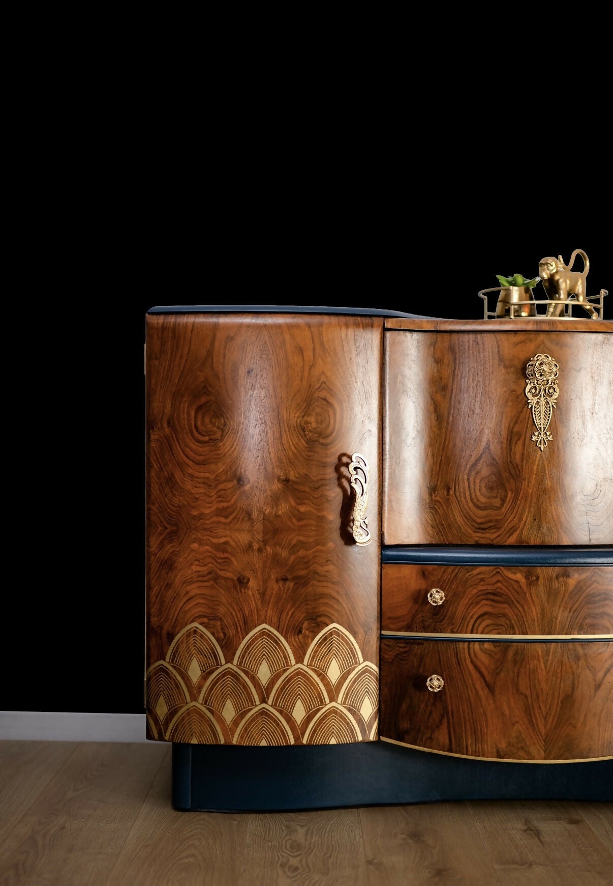 Beautility Art Deco Style Cocktail Cabinet/ Drinks Cabinet