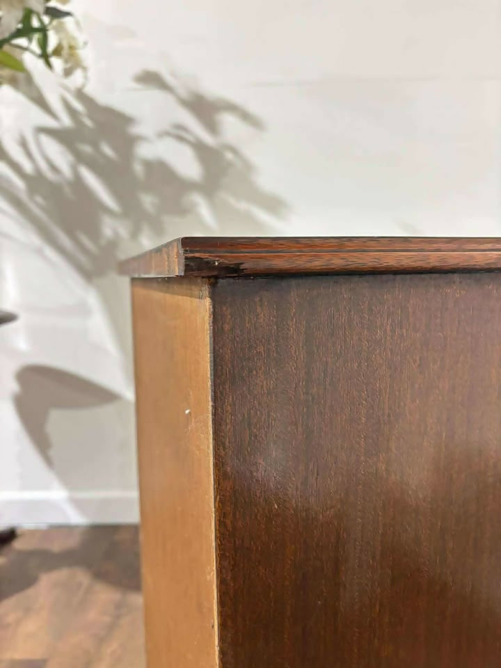 Reproduction Four Drawer Mahogany Chestv