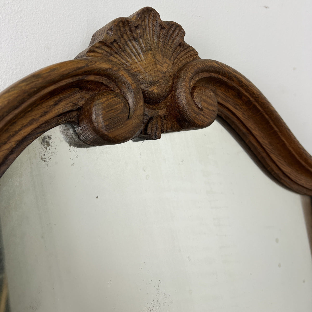 Mirror Vintage French Style Oak Carved Triple Folding Vanity Mirror LOT 6542