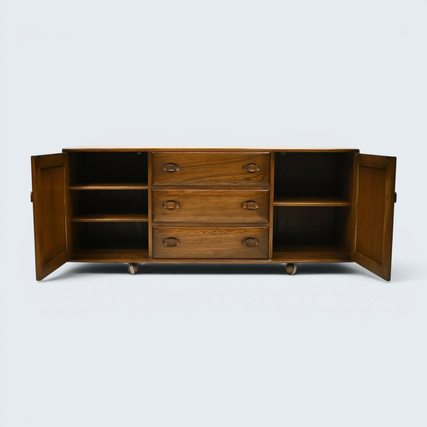 Ercol Windsor Sideboard Model Number 455 Natural Golden Dawn FREE UK Delivery*