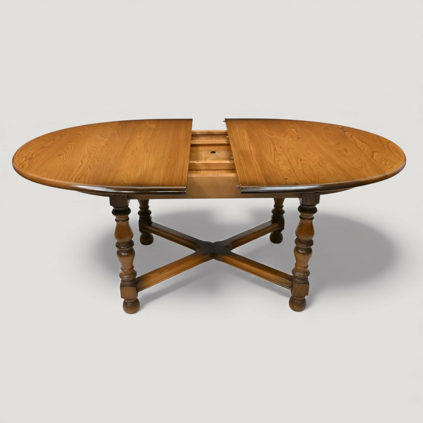 Ercol Woburn Extending Dining Table D End Seats 10 Model 705 GD FREE UK Delivery. SBR10972/2509E