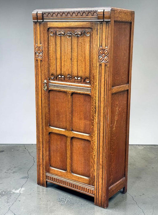 Oak Wardrobe Linen Fold Carved Decoration