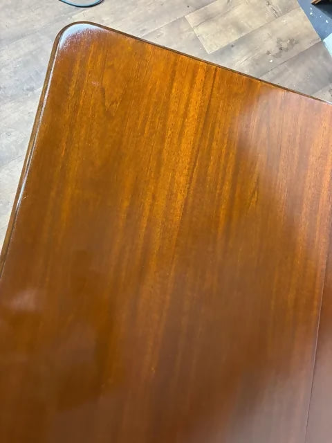Edwardian Mahogany Wind-Out Extending Dining Table