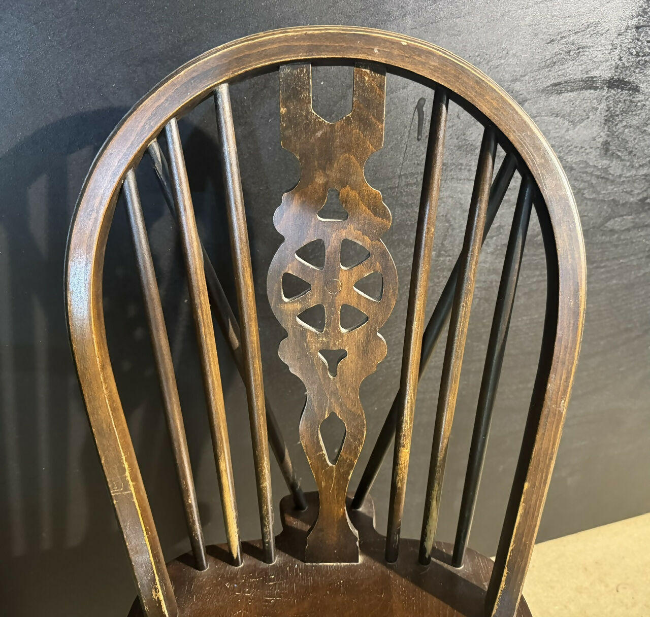 Set 6 Wheel Back Dining Chairs