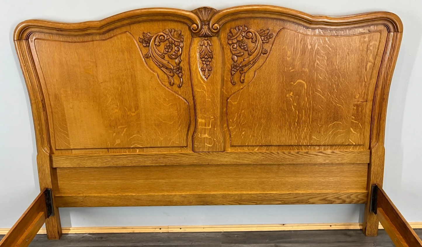 Bed Antique French Louis XVI Oak Double Bed Frame Carved Headboard LOT 3662
