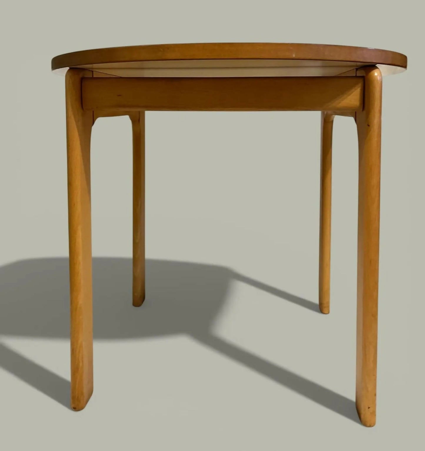1-2 Vintage Wooden Round Side Table Light Wood Finish