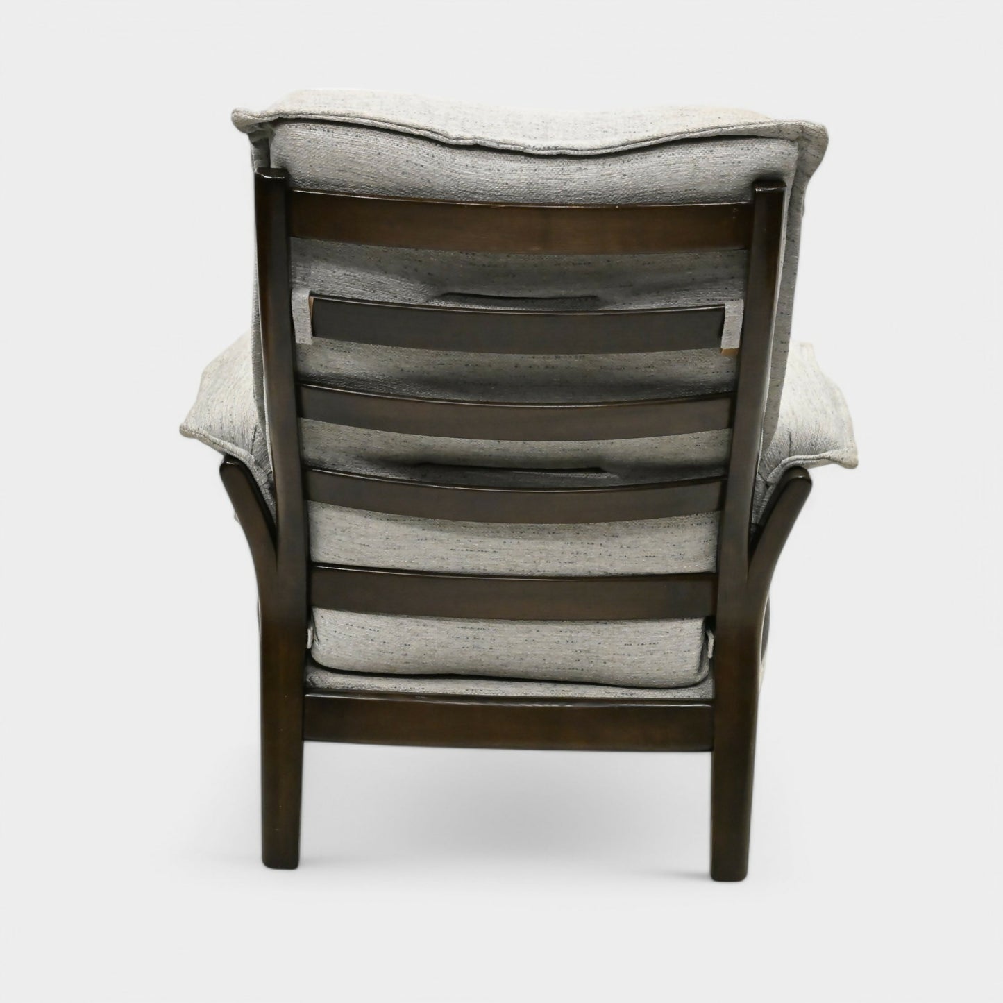 Ercol Saville Easy Chair Armchair Dark Finish Grey Upholstery FREE UK Delivery*. SBR10065/1202E