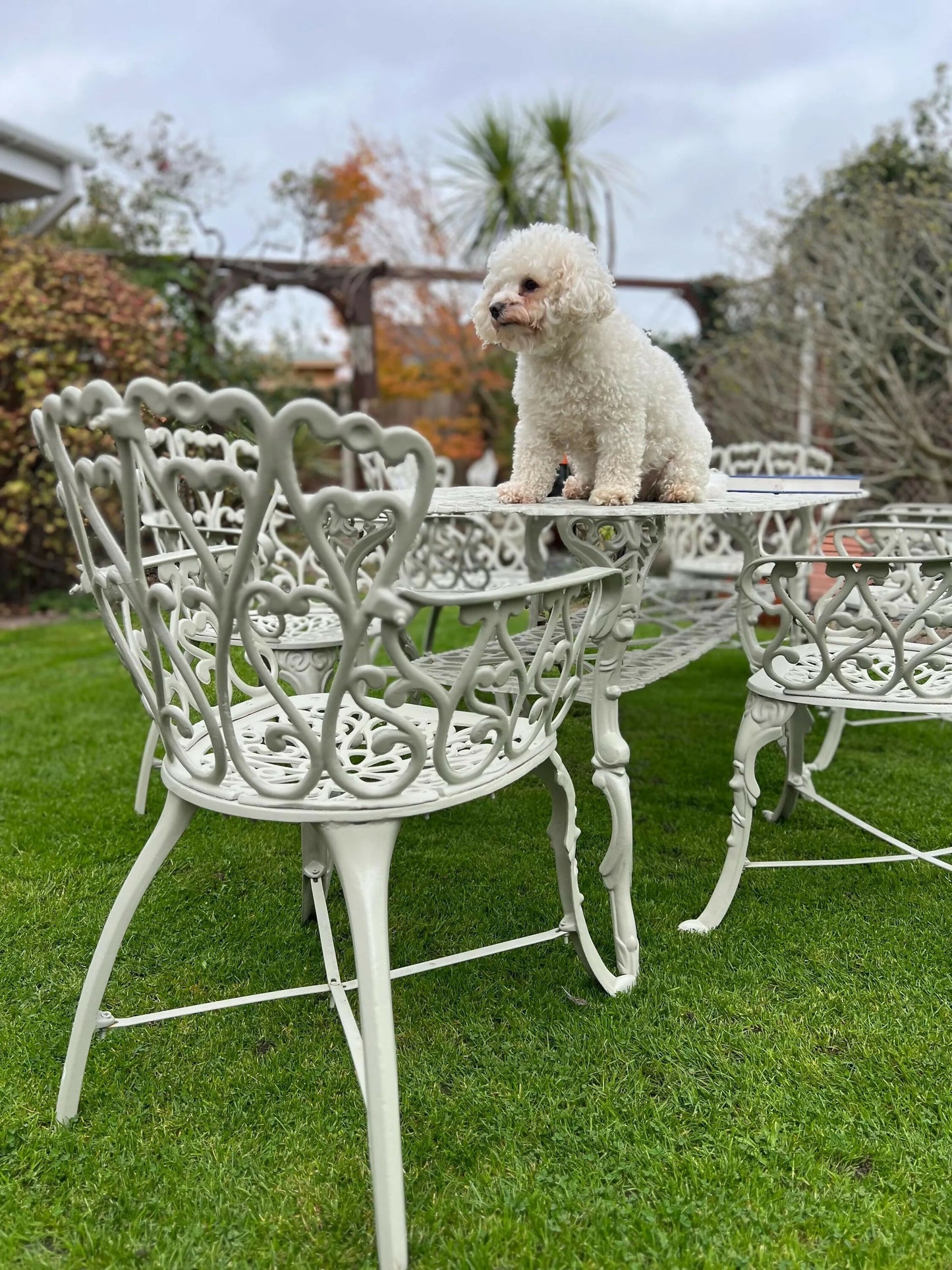 Very Heavy Cast Iron Love Seat Patio Set