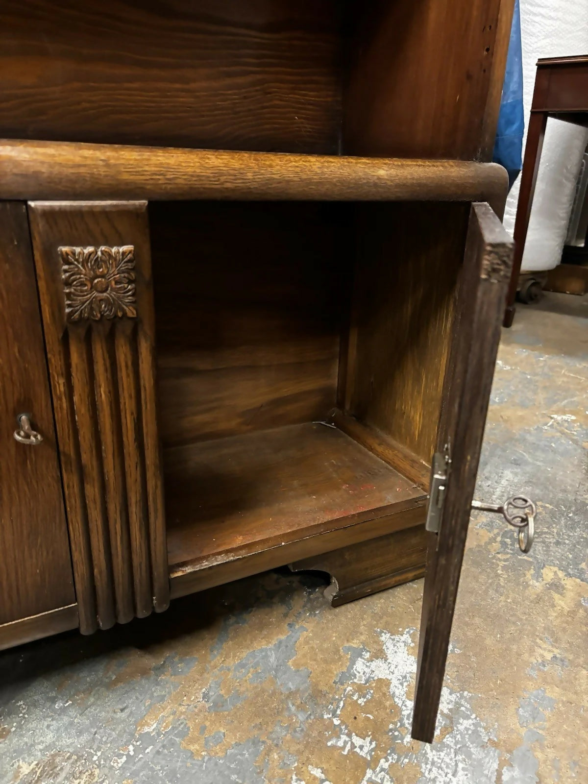 Vintage Oak Bookcase , Adjustable Shelves, With Keys For Bottom Cupboards.