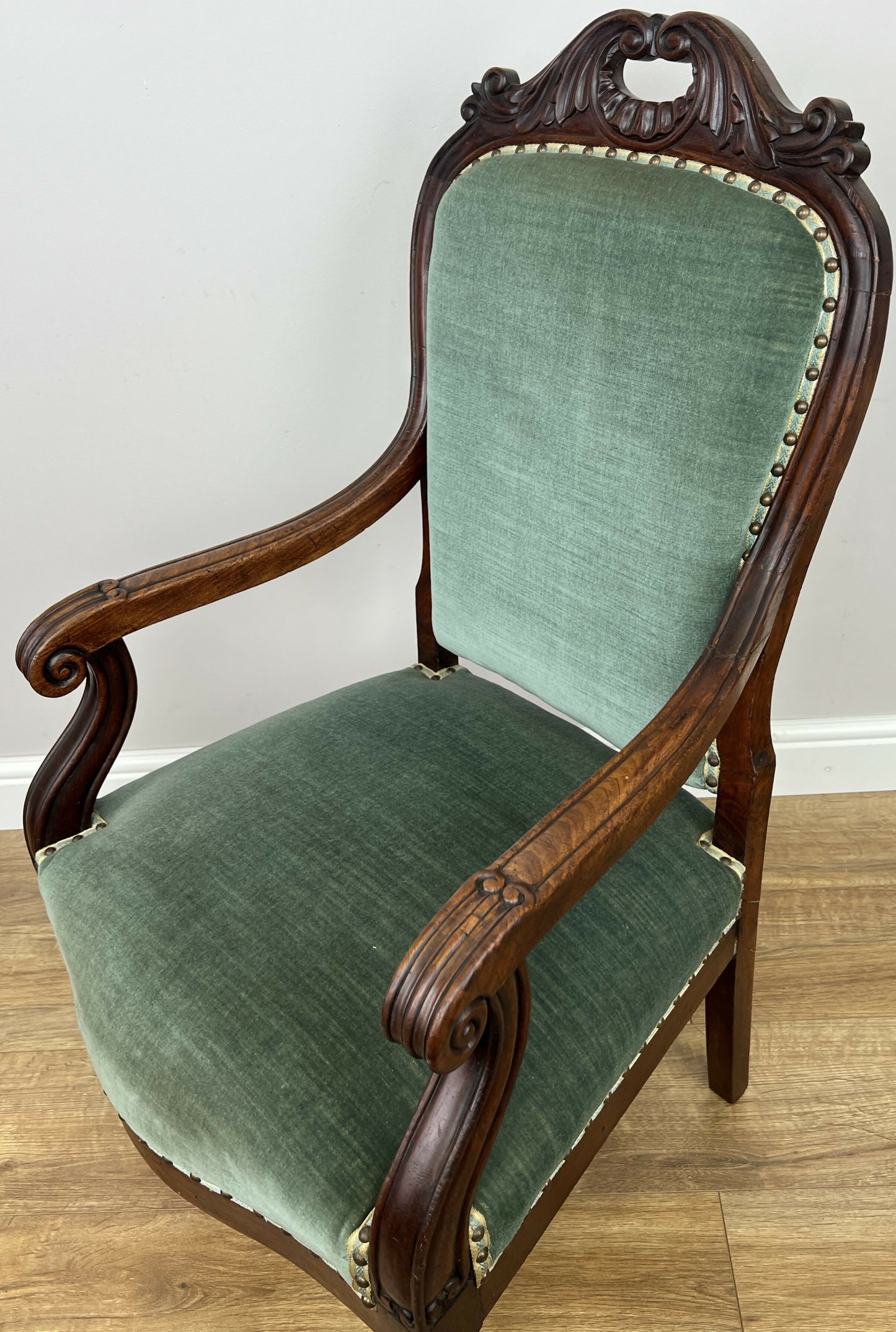 Armchair Antique French Style Walnut Upholstered Seat Carved Chair LOT 6286
