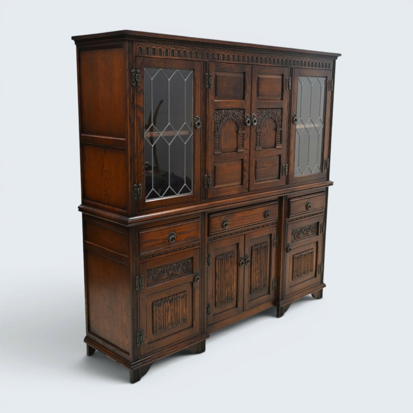 Old Charm Exeter Buffet Sideboard Model #2328 Tudor Brown FREE UK Delivery*