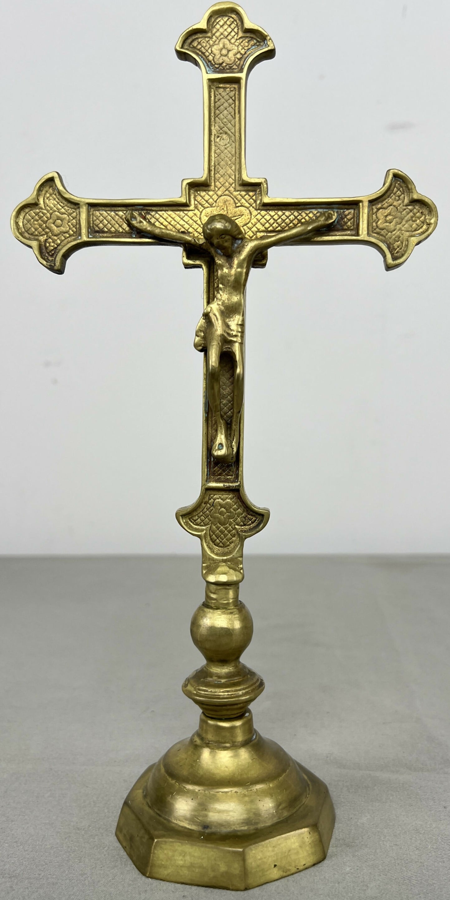 Crucifix Vintage French Style Standing Religious Cross Jesus Christ LOT 6430