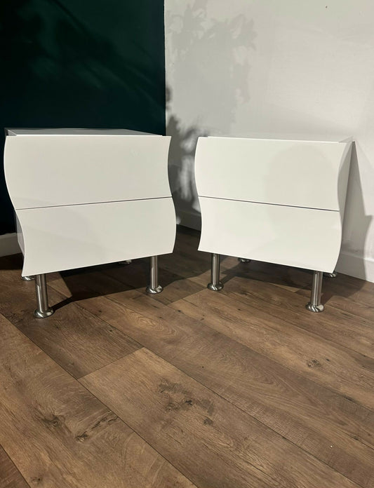 Contemporary Pair Of White Irregular Shaped Bed Side Cabinets