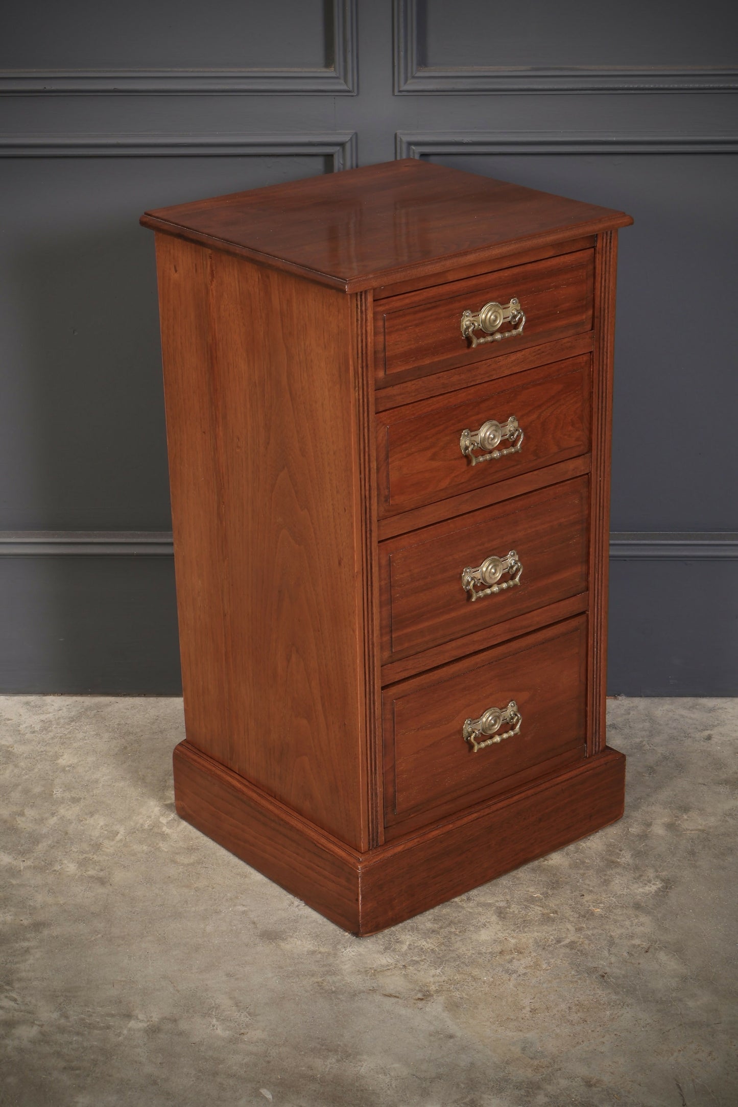 Pair Of Late Victorian Walnut Vintage Bedside Night Stands