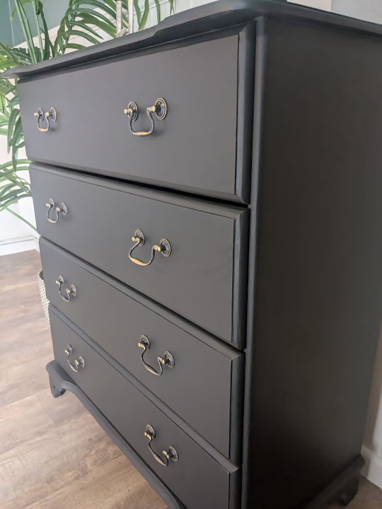 chest of drawers R17031 7