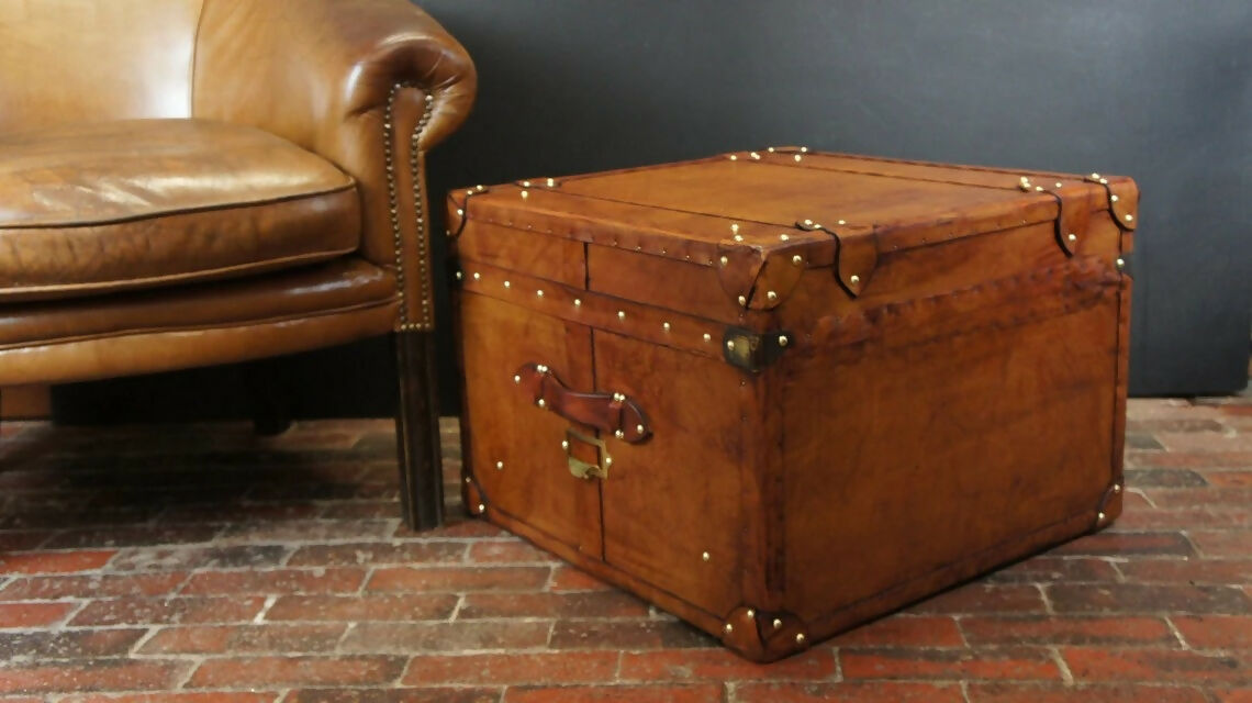 London Tan British Luxury Handmade Leather Coffee Table Trunk