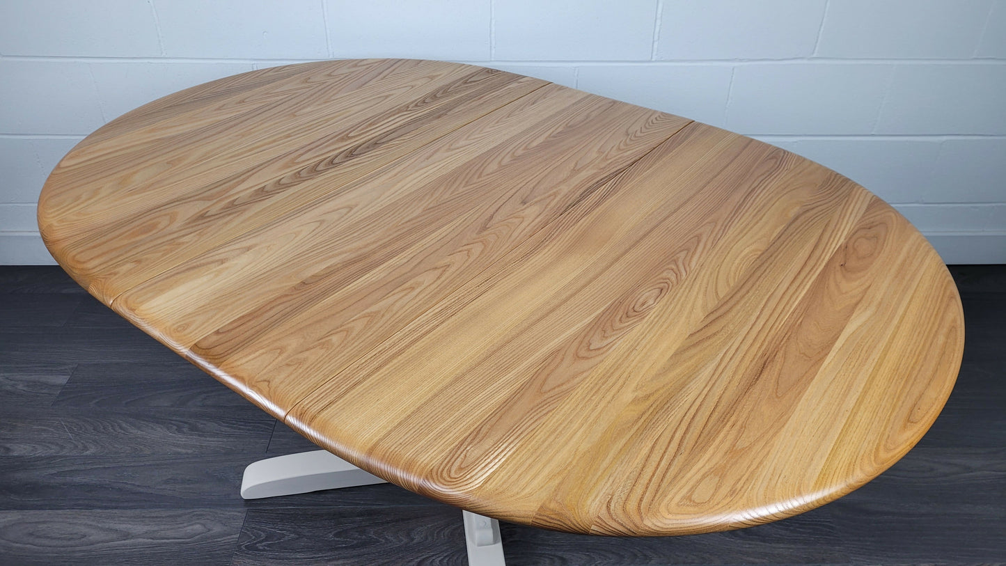 Ercol Chester Extending Pedestal Table, 1990s