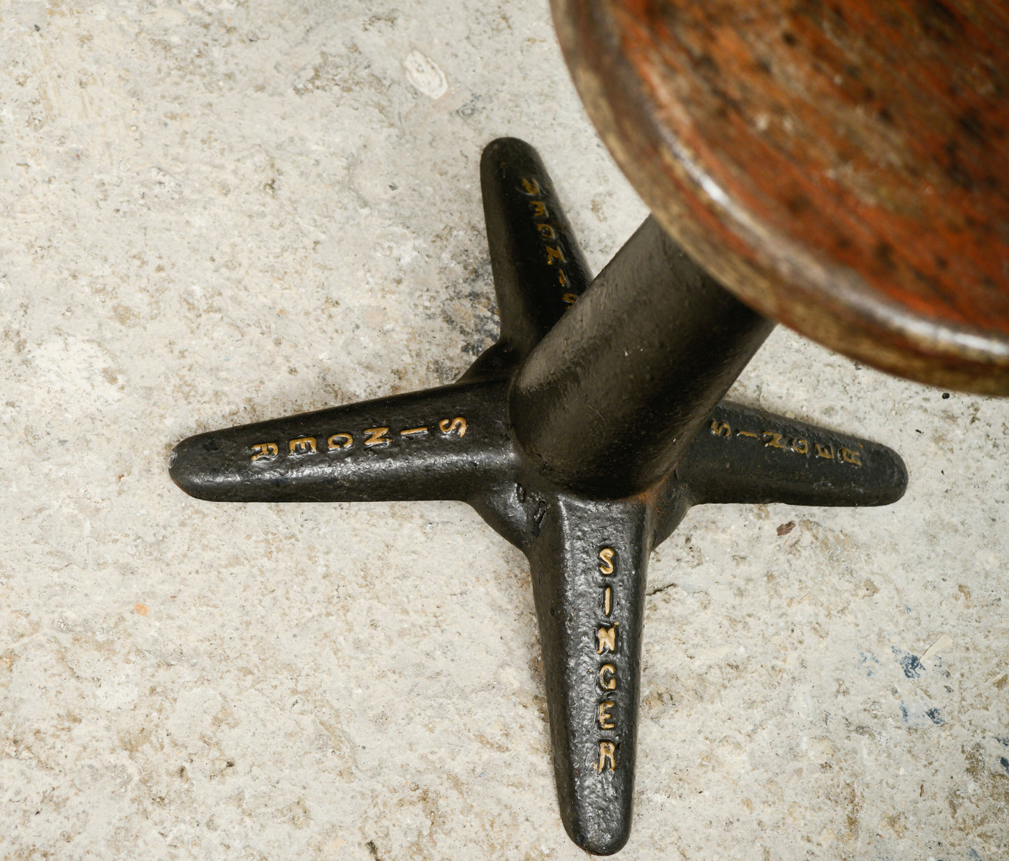 Antique Singer Sewing Machinists Stools - Cast Iron - Adjustable Height -SKU 166