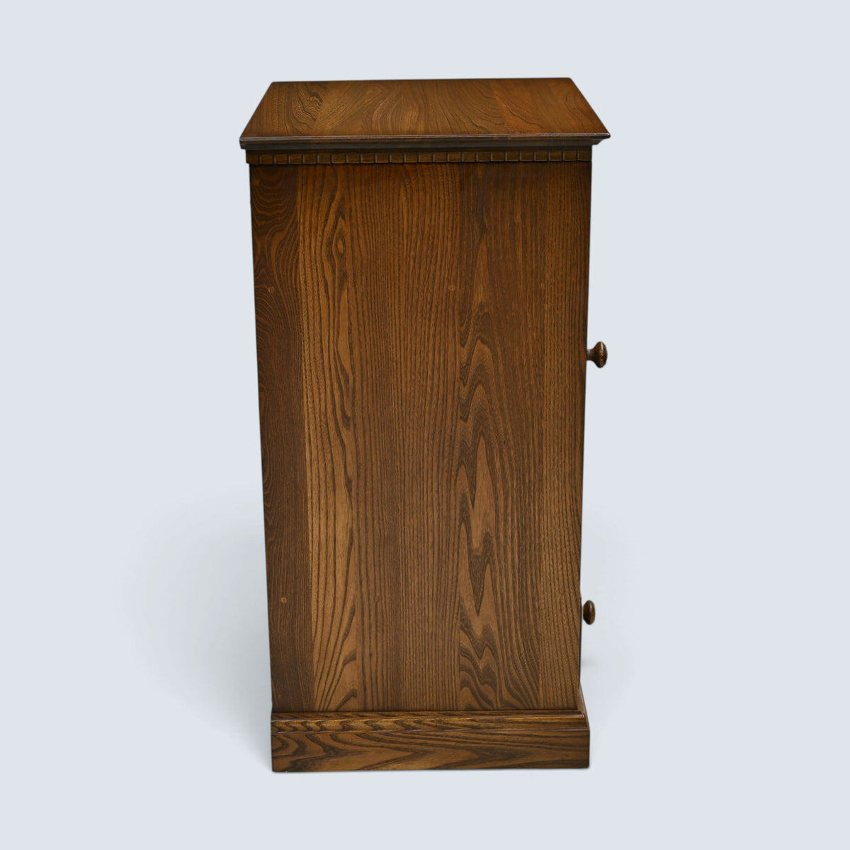Ercol Hi Fi Cabinet with Lift Up Top For Vinyl Record Player FREE UK Delivery*