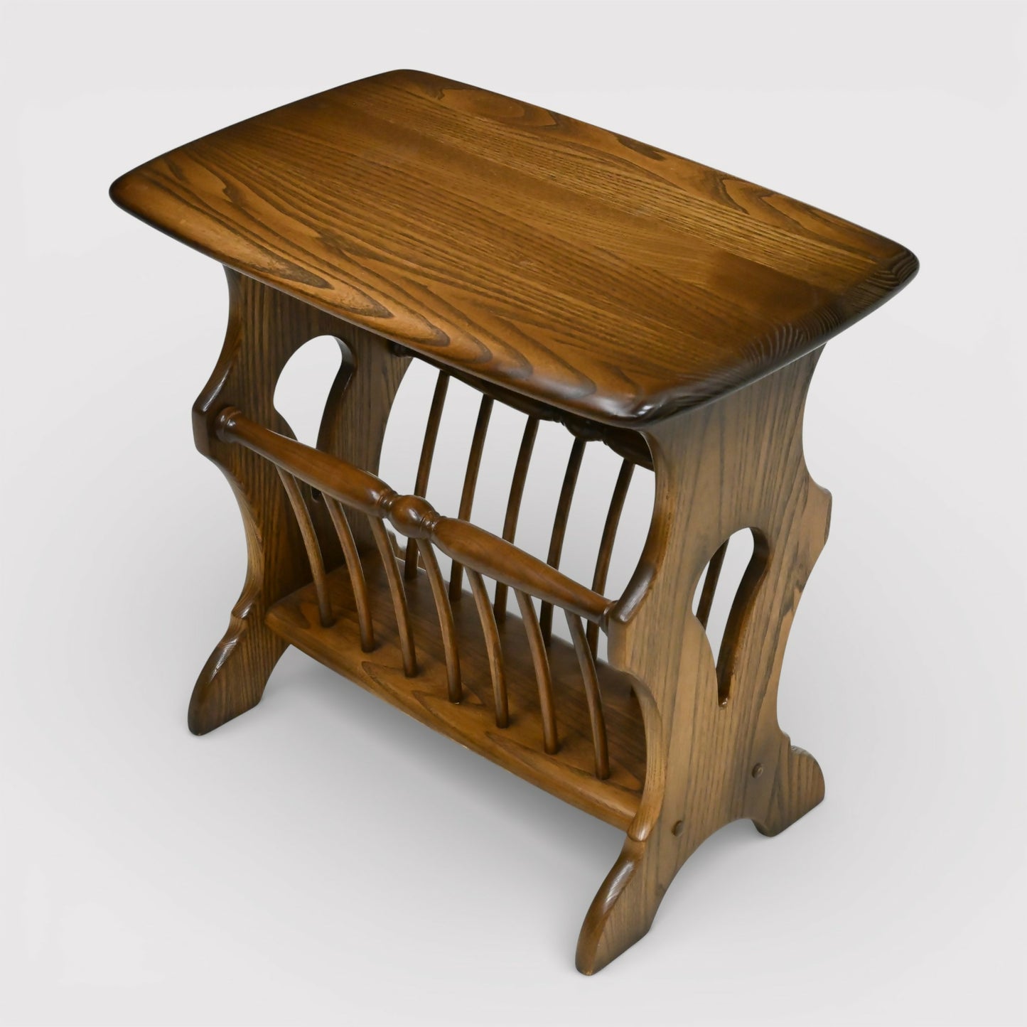 Ercol Magazine Table Ercol's Golden Dawn Finish Model 974 FREE UK Delivery. SBR11109/2810E