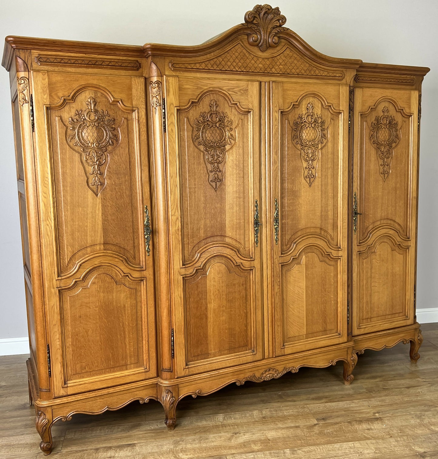 Wardrobe Vintage French Louis XVI Style Oak Four Door Carved Armoire LOT 6387