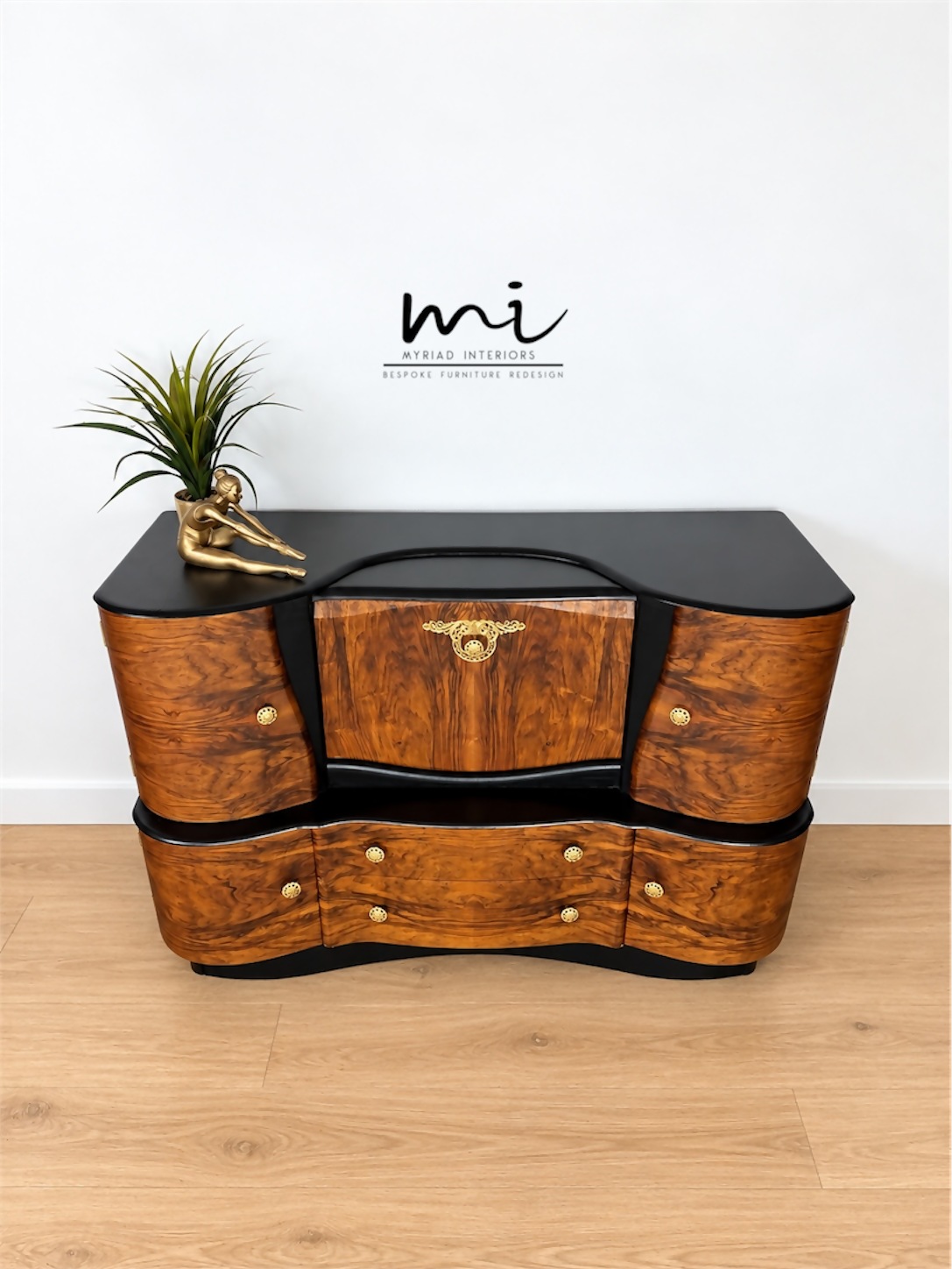 Refurbished Art Deco Burr Walnut Cocktail Cabinet Gold & Black Fan Design, Vintage Bar, Drinks Cabinet, sideboard, 1930s Style, statement