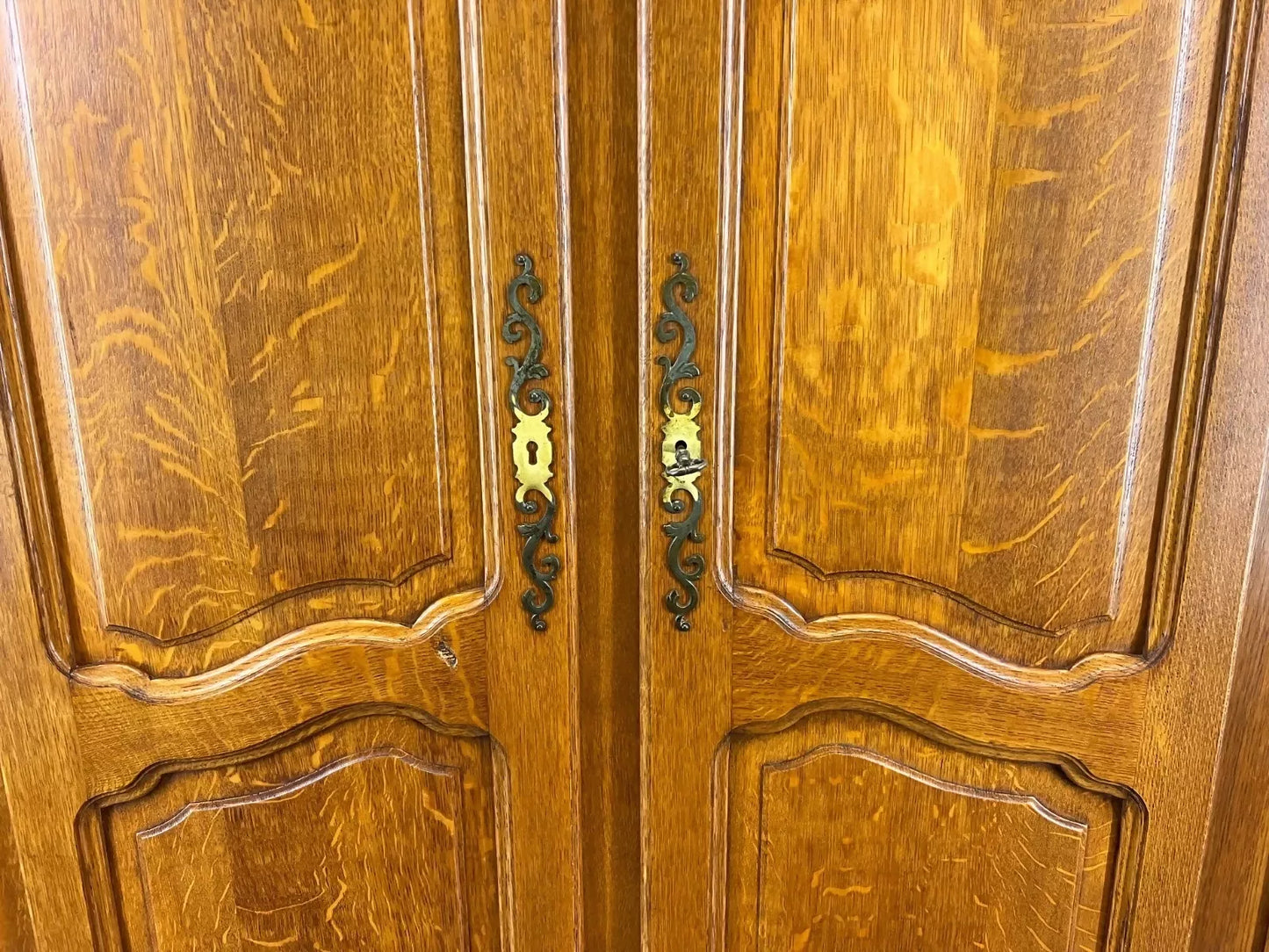 Wardrobe Vintage French Louis XVI Style Oak Four Door Armoire LOT 4814