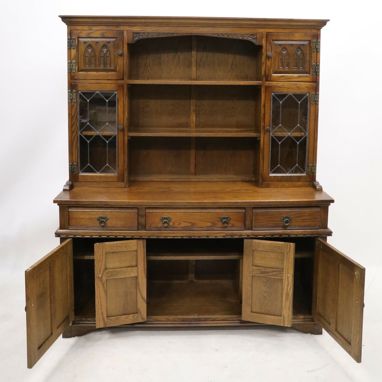 Old Charm Warwick Oak Dresser In Light Oak Finish Tudor Style FREE UK Delivery. SBR8897/1303D