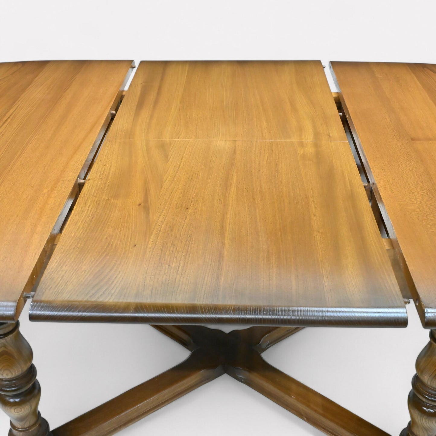 Ercol Large Extending Dining Table D End Seats 10 Model 705 GD FREE UK Delivery. SBR10380/2504E