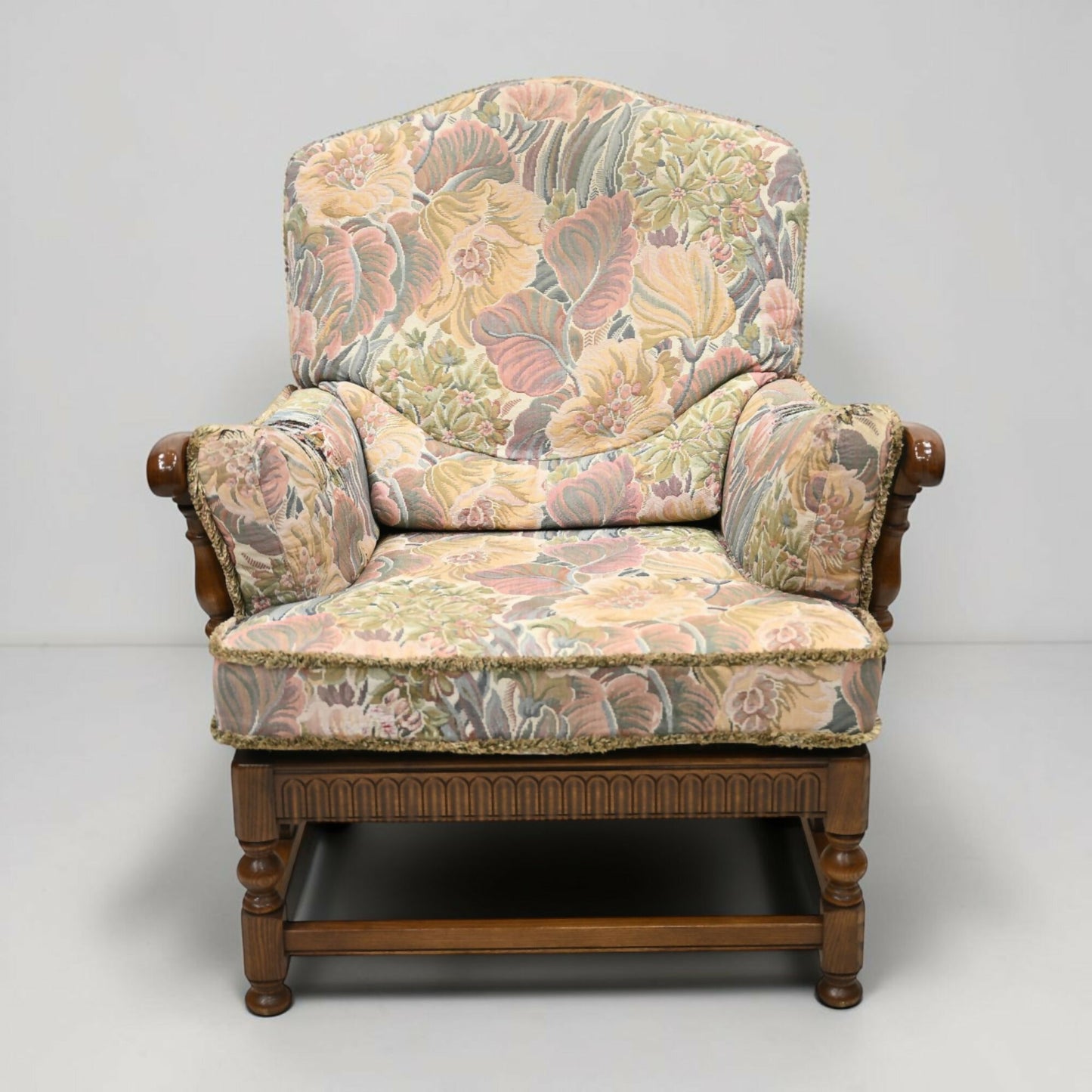 Ercol York Minster Easy Chair Armchair Golden Dawn Finish FREE UK Delivery*