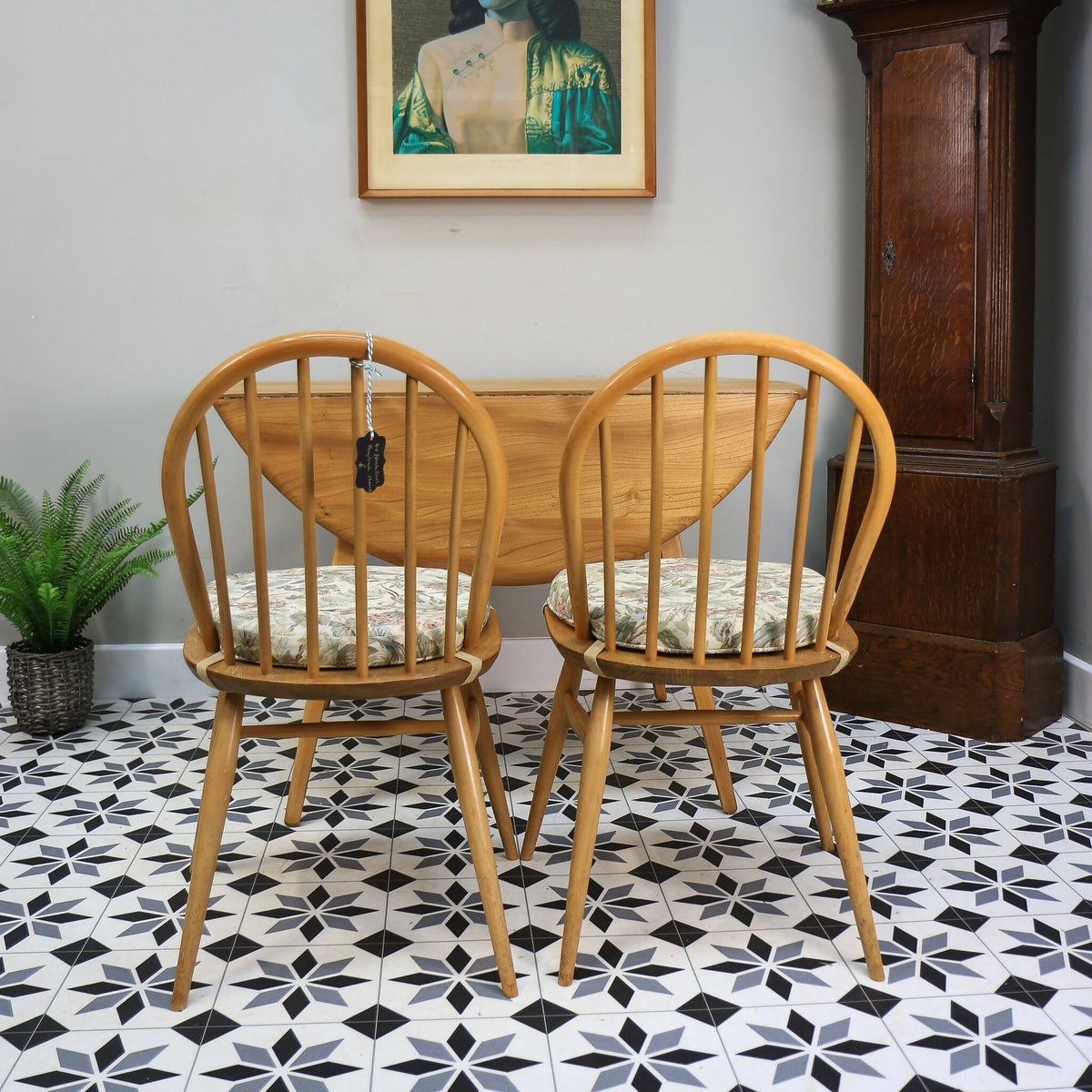 Four Ercol Windsor 370 Dining Chairs with n Elm Ercol Drop Leaf Dining Table