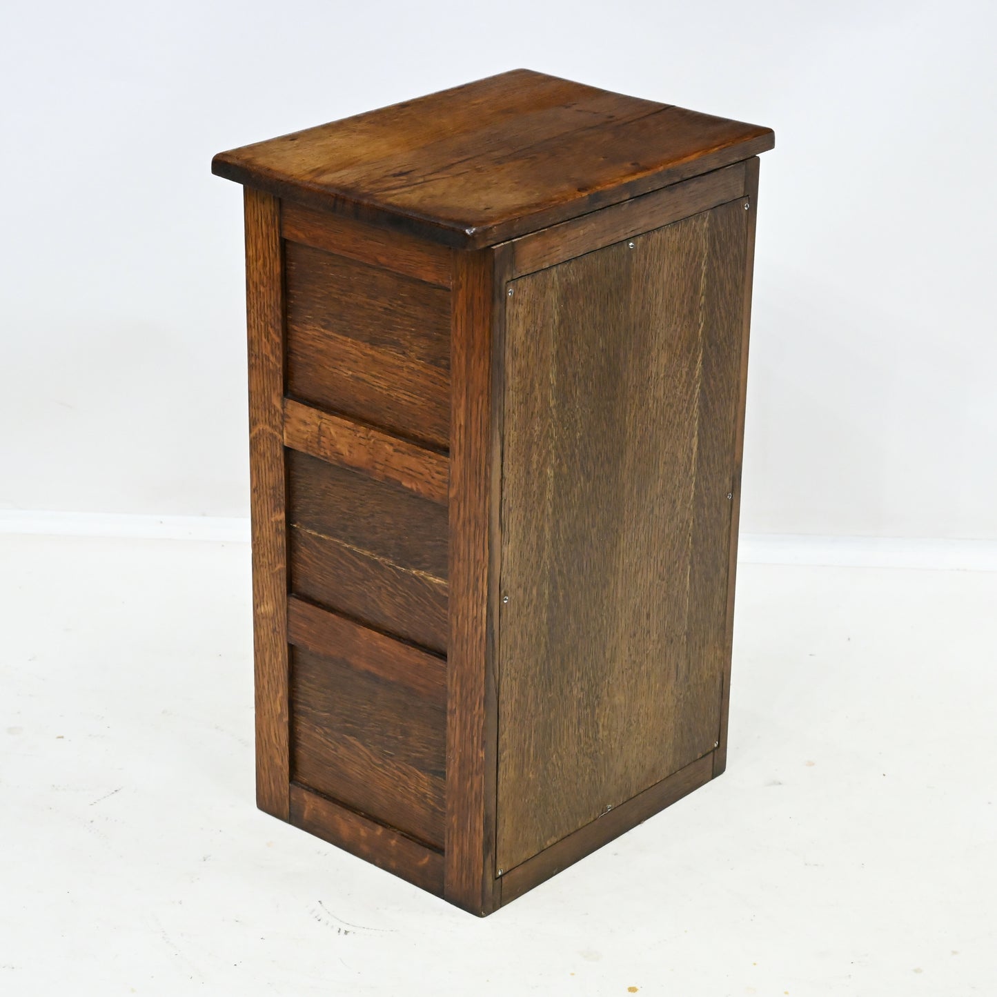 Vintage Oak bedside Cabinet 2 Shelves 62cm Tall Painted Inside FREE UK Delivery. SBR11096/2710E