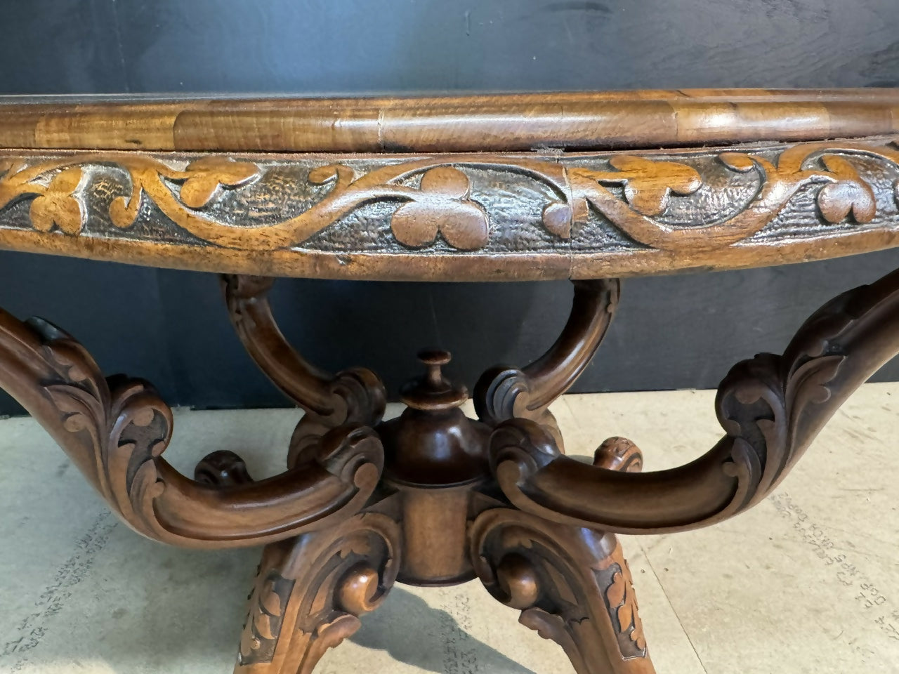Fine Burr Walnut Centre Table