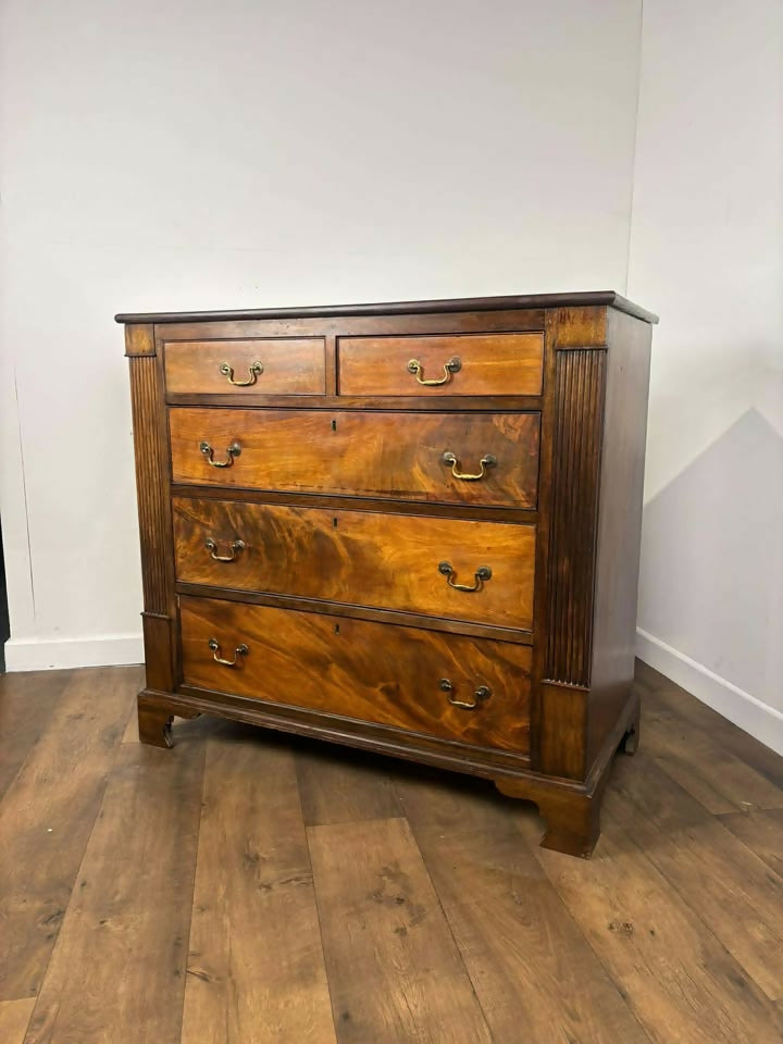 Victorian Mahogany Chest of Drawers