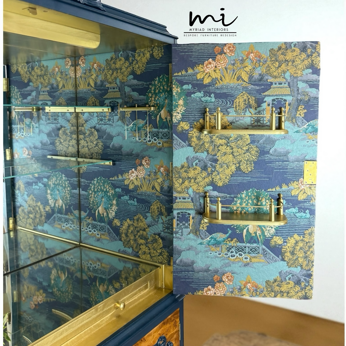 Navy blue Queen Anne cocktail cabinet, refurbished Art deco drinks cabinet, Sideboard walnut