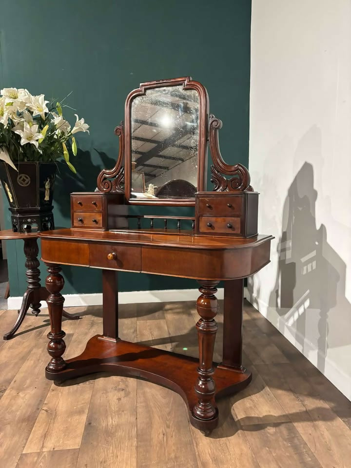 Victorian Mahogany Duchess Dressing Table88