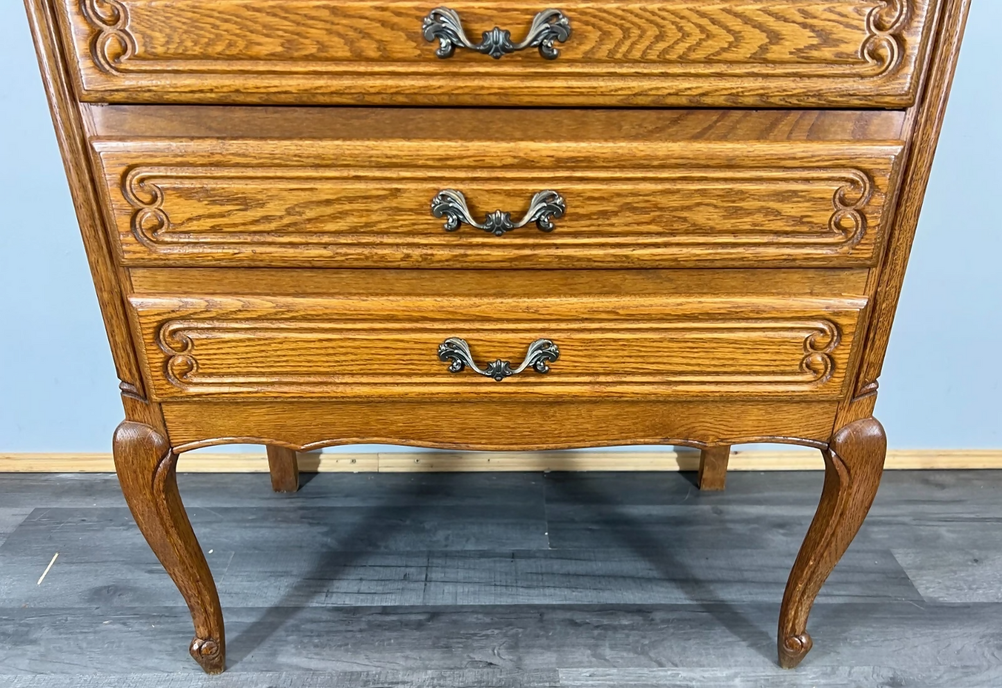 Chest of Drawers Vintage French Louis XVI Style Oak Carved Cabinet LOT 3773