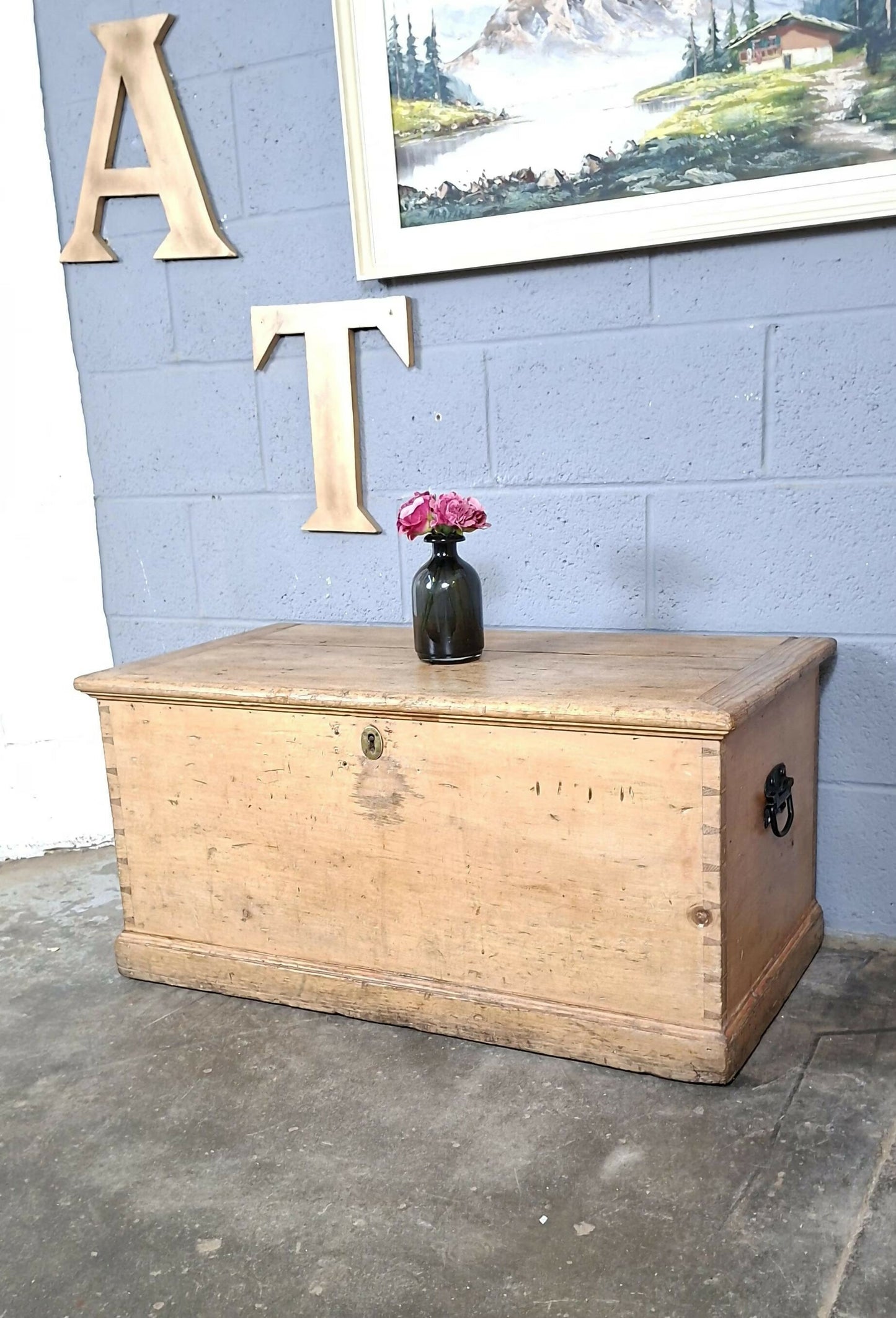 Old Pine Trunk Blanket Box Coffee Table