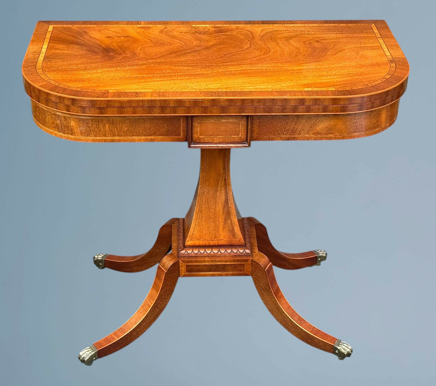 Good Quality Figured Mahogany Turn Over Top Games / Card Table