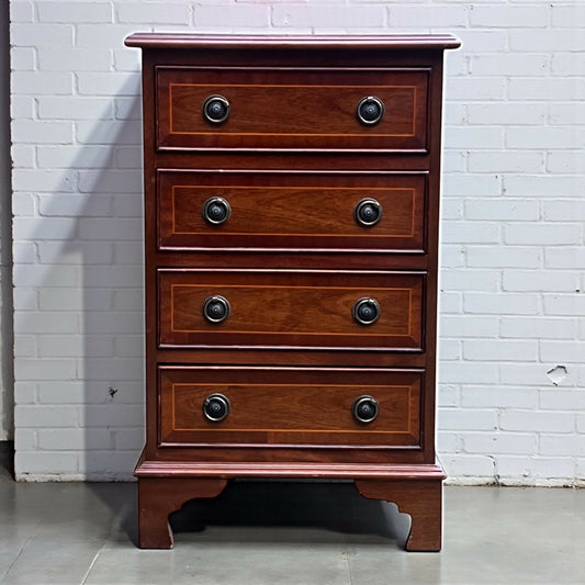 Vintage Georgian style Mahogany chest of drawers / bedside table priorandpender 5 out of 5 stars